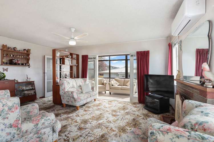 34 Kelwyn Road Kelston_5