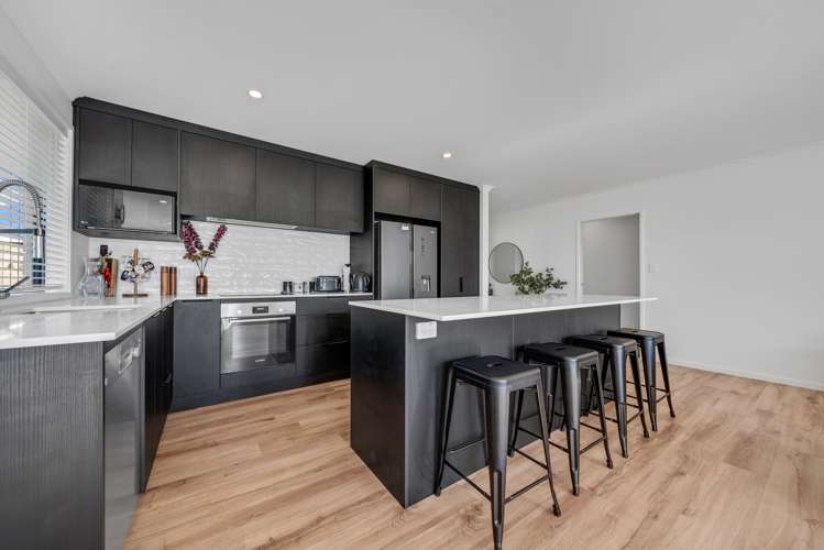 13 Leathem Crescent Pokeno_9