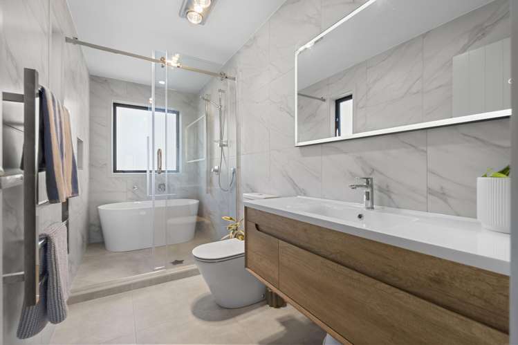 62 Matangi View Drive Orewa_11
