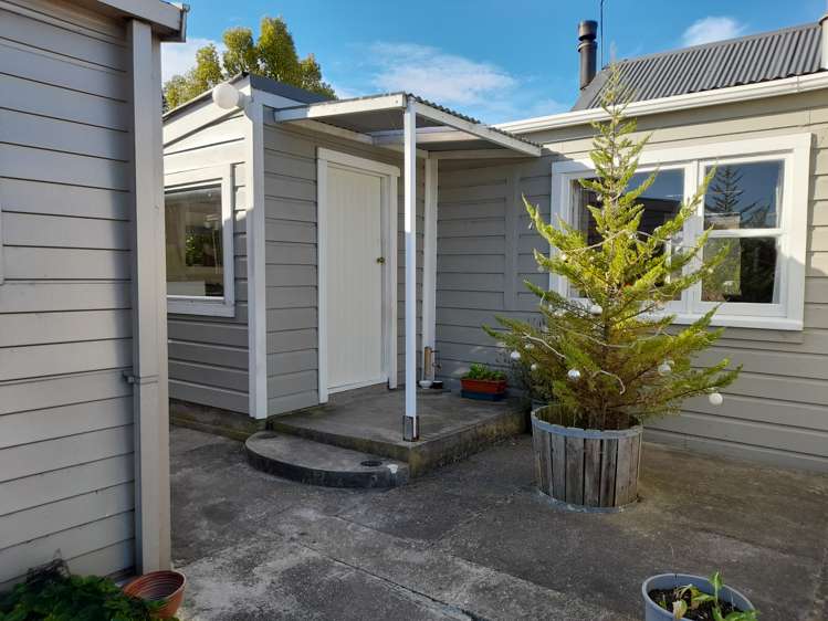 41 Poole Street Kaitangata_16