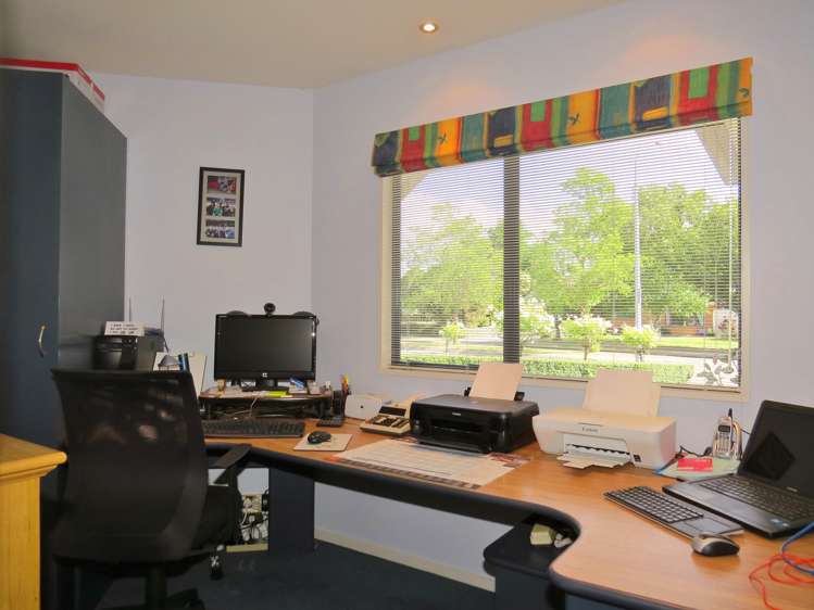 3 De Renzie Place Kirwee_12