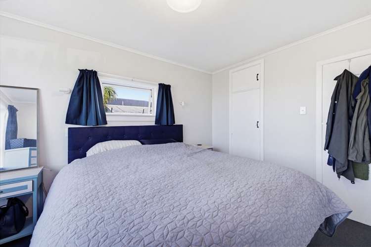 22 Brookes Terrace Waitara_14