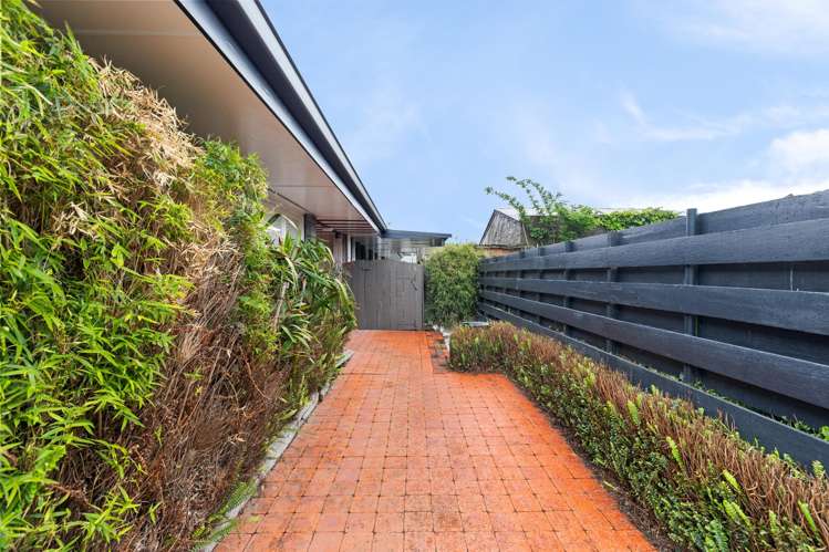 50 Windsor Street Terrace End_9