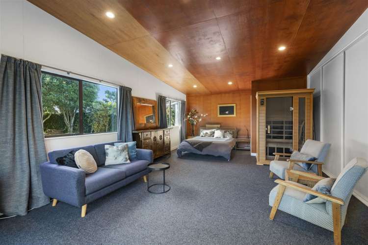 9 Walnut Avenue Strowan_31