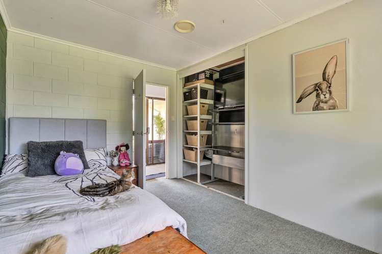 2062 South Road Otakeho_13