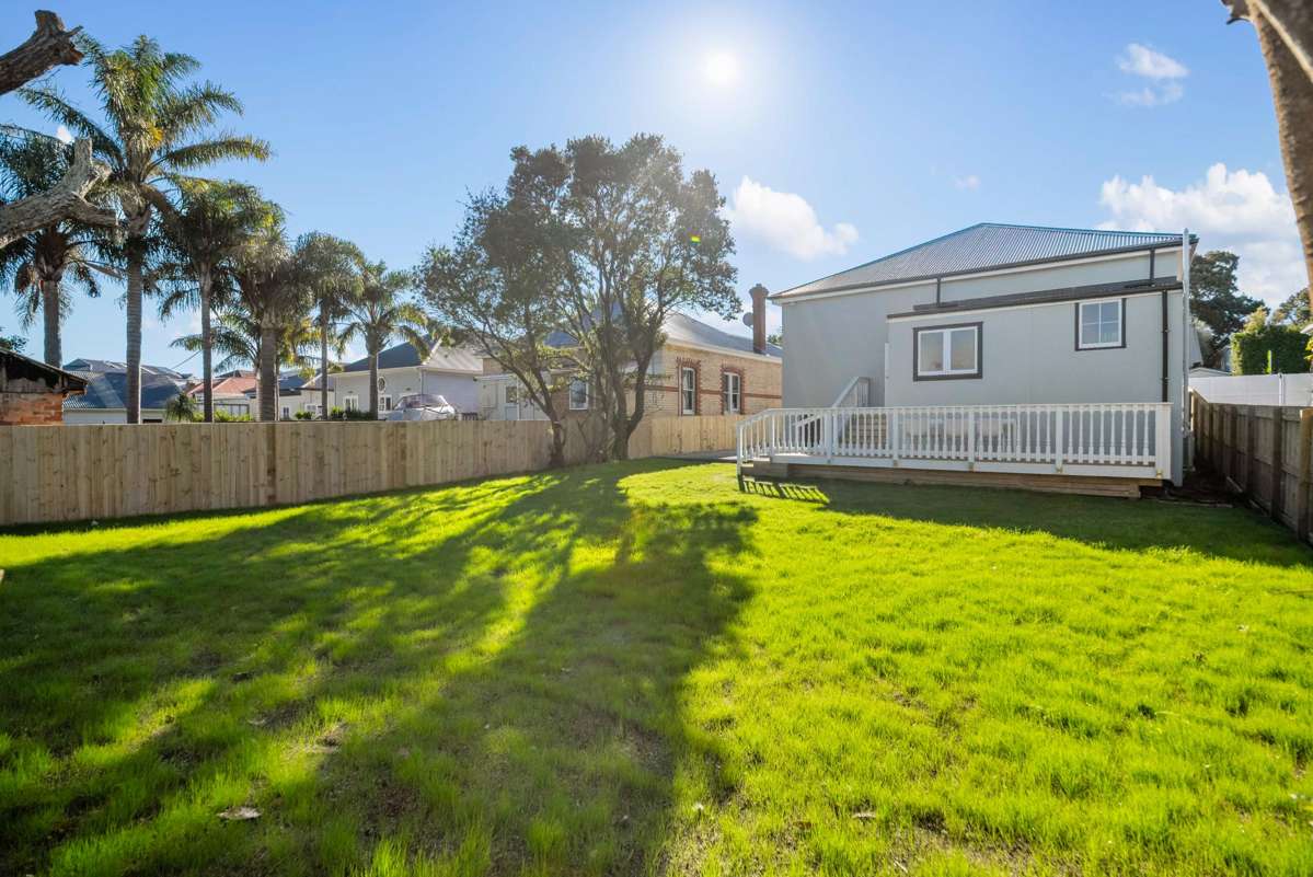 18 Sandringham Road_3