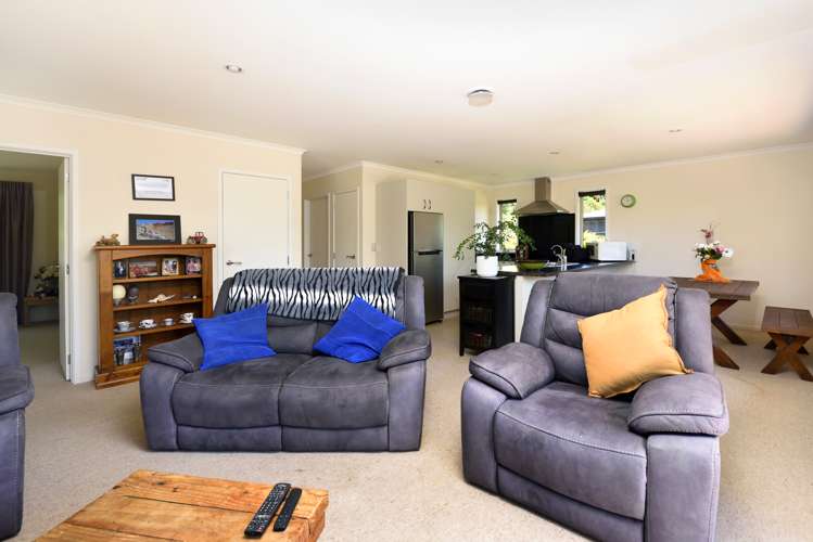 1 Ernest Place Brightwater_3