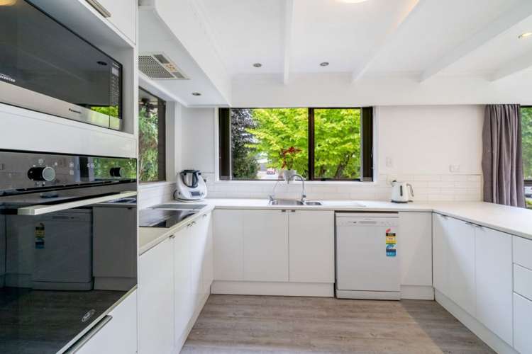 23 Elm Crescent Gladstone_12