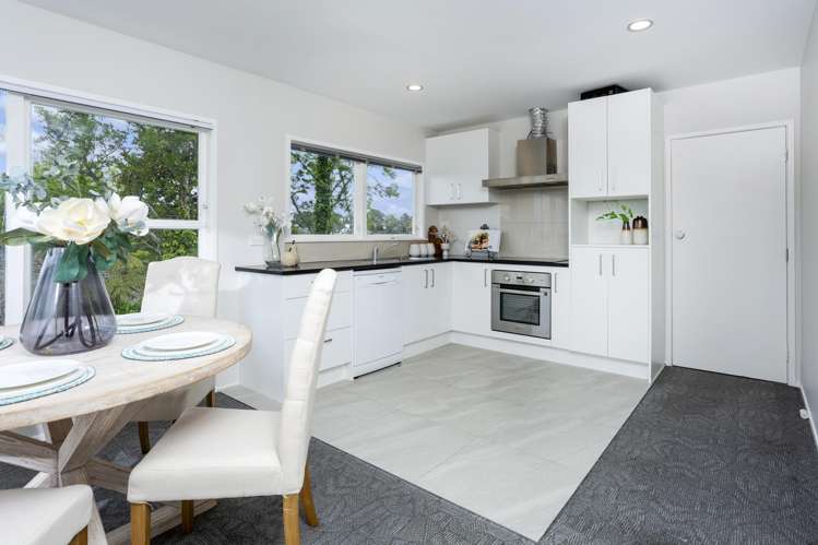 1 Phillipa Place Browns Bay_15