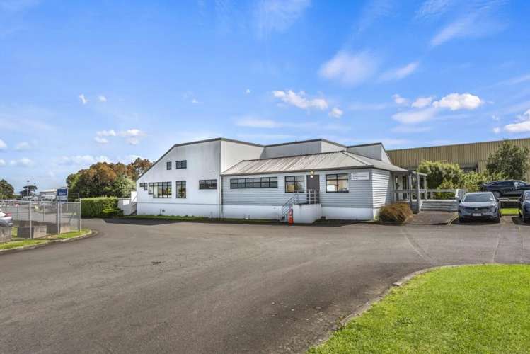 261 Roscommon Road Wiri_10