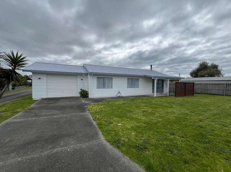 a/6 Kingfisher Court Ruakaka_2