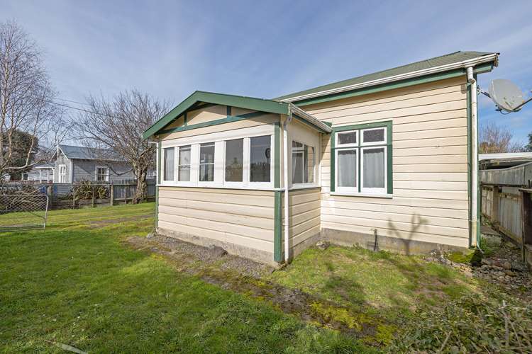 128 Fitzherbert Street Featherston_2