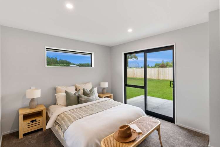 1 Harrier Place Amberley_11