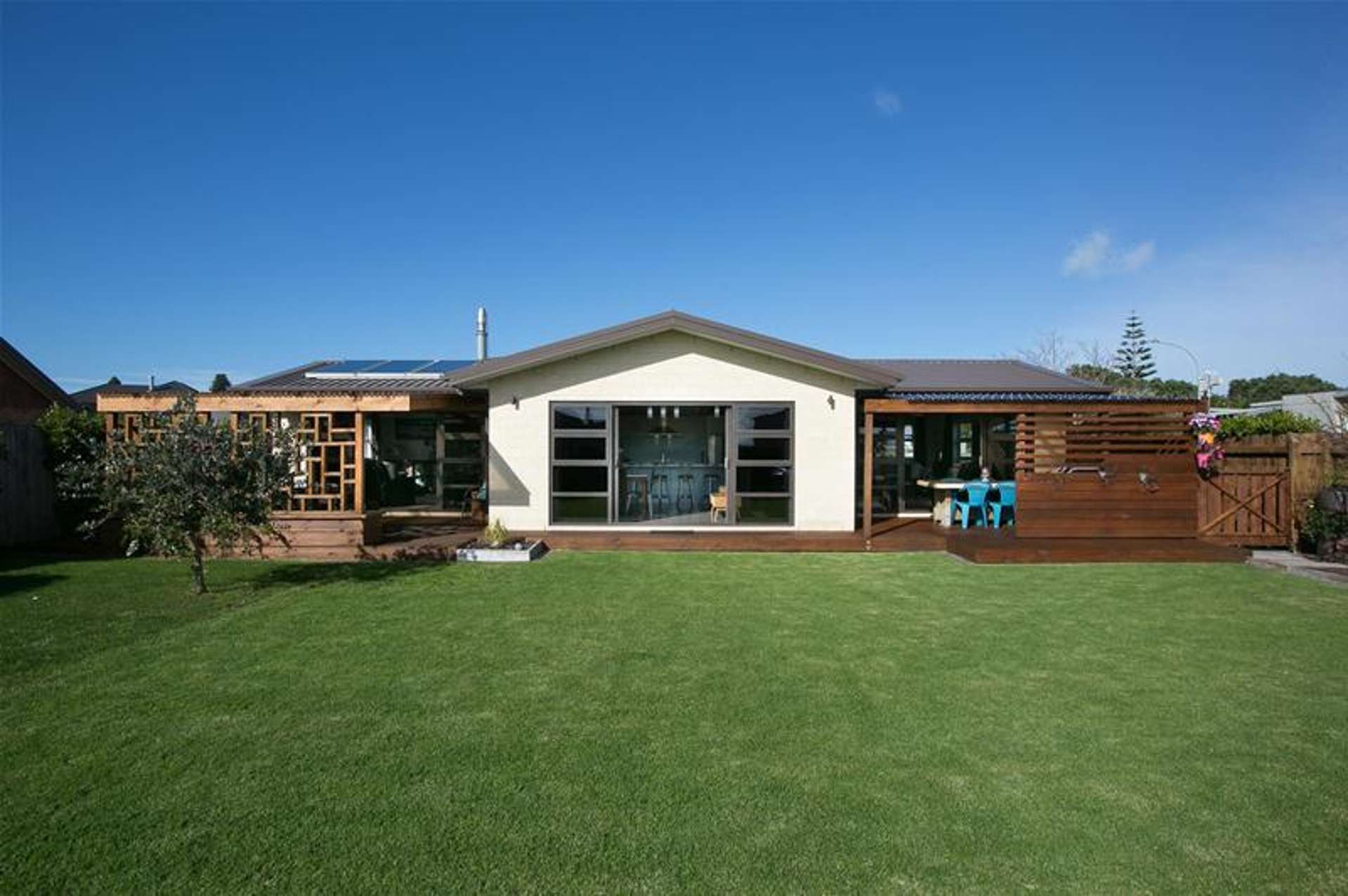 2 Dolphin Parade Bell Block_0