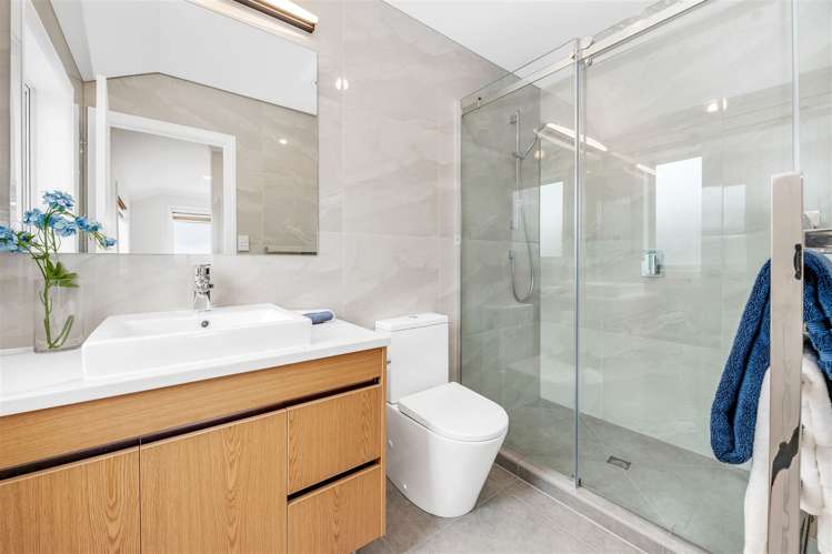 7 Drover Close Flat Bush_19