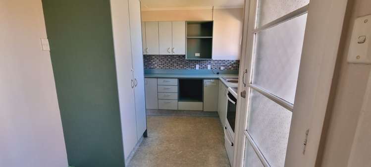 2/5 Hinemoa Street Waiwhetu_9