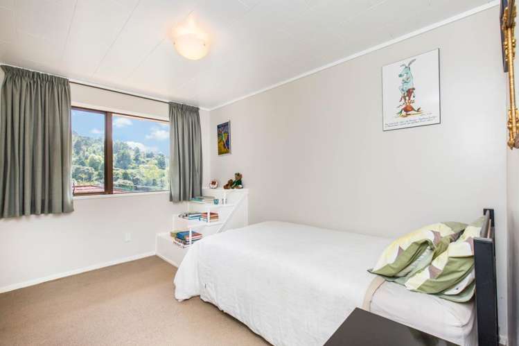 221 Woodlands Park Road Titirangi_9
