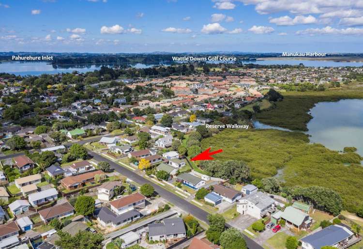 10 Seaward Place Wattle Downs_18