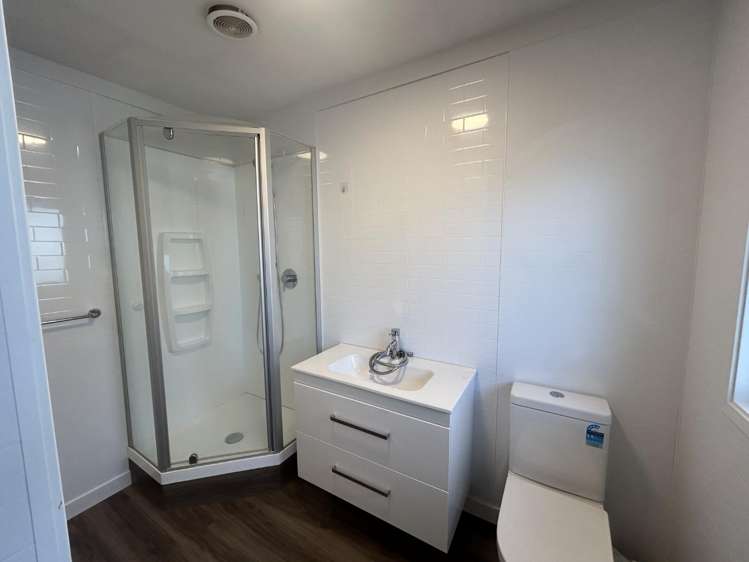 1/131 Owen Street 1317_8