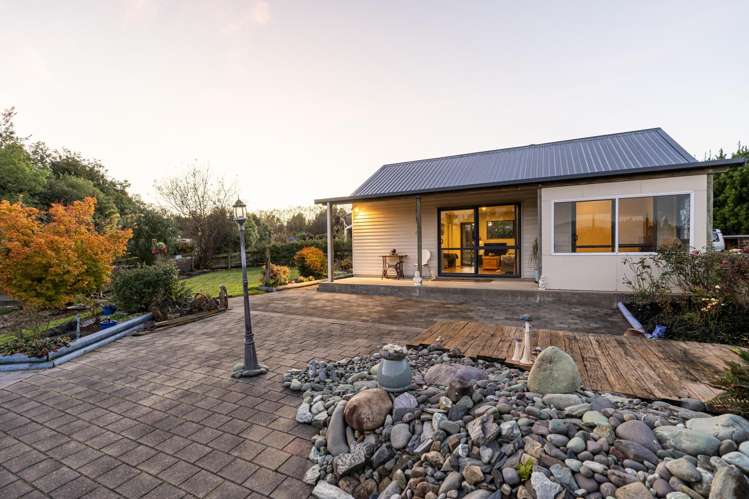554 Carrs Road Loburn_16