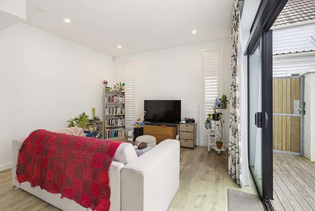 82C Wallace Street Mount Cook_2