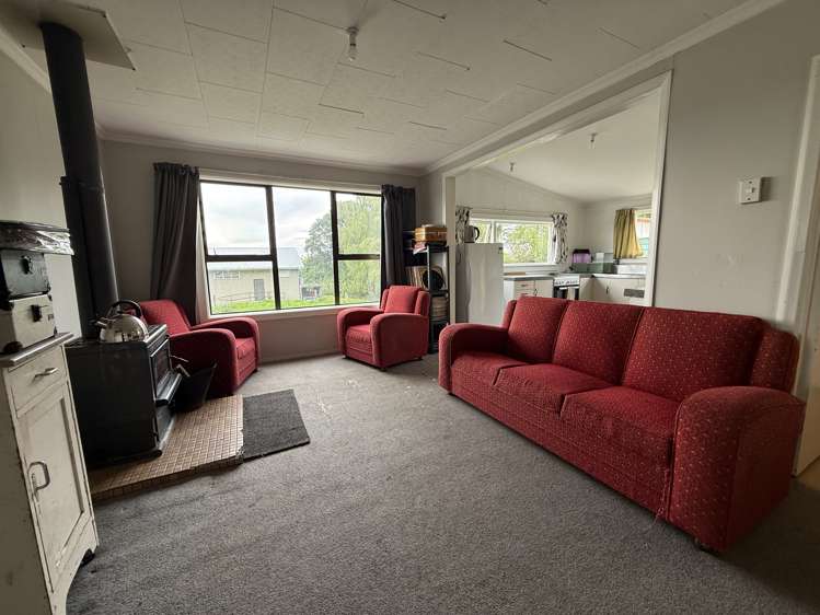 25 Torquay Street Kaitangata_3