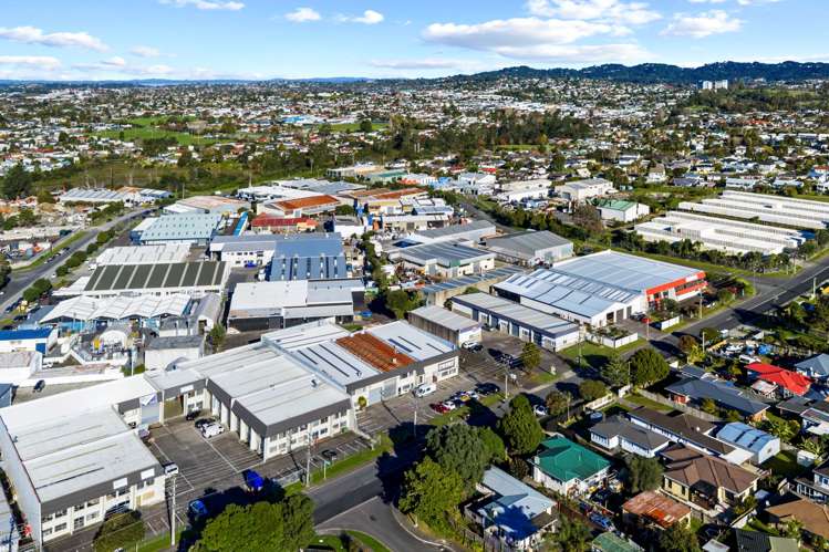 Unit 1/153 Hepburn Road Glendene_22