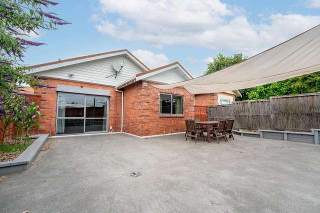 Central & Easy-care Living