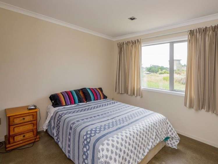 183 Park Avenue Waitarere Beach_7
