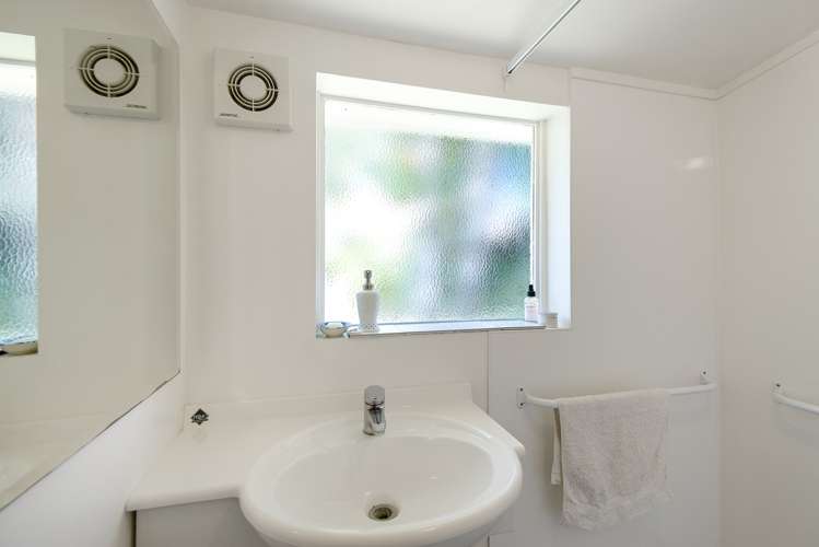 8 Charles Street Waddington_11