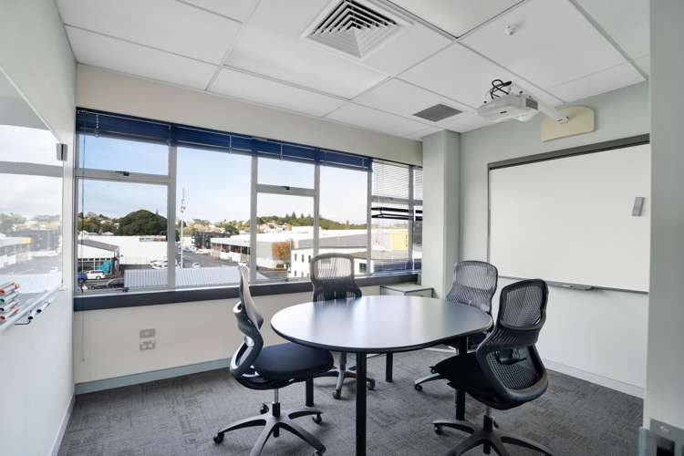 214 Devon Street East New Plymouth_6