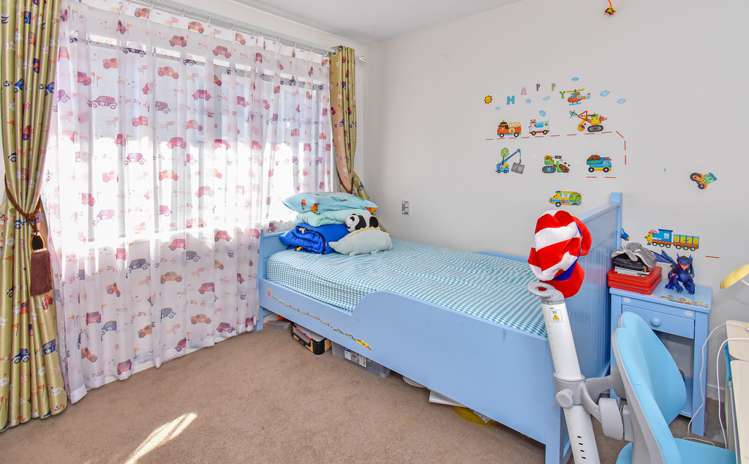 44 Hughs Way Flat Bush_11