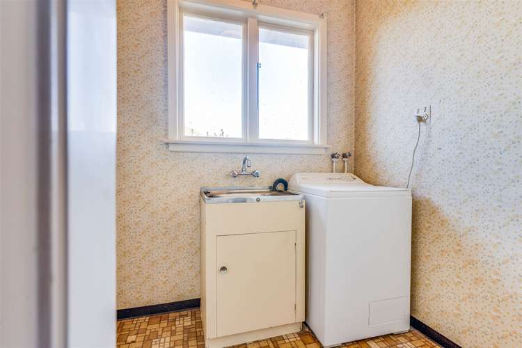 131 Memorial Avenue Burnside_10