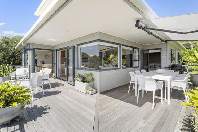 93 Queens Drive Oneroa_3