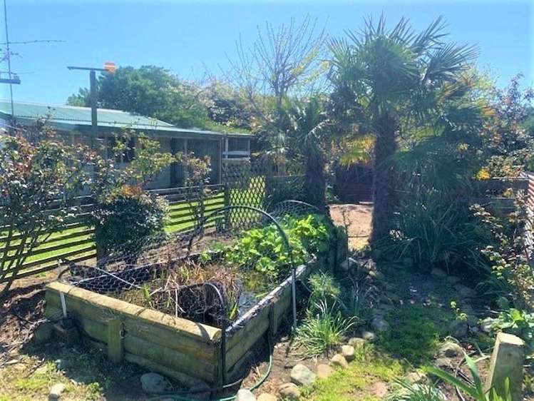 13 Pratt Avenue 1207_12