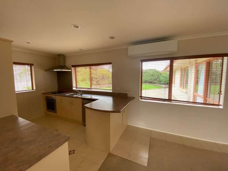 17 Lilybank Crescent East Tamaki_3