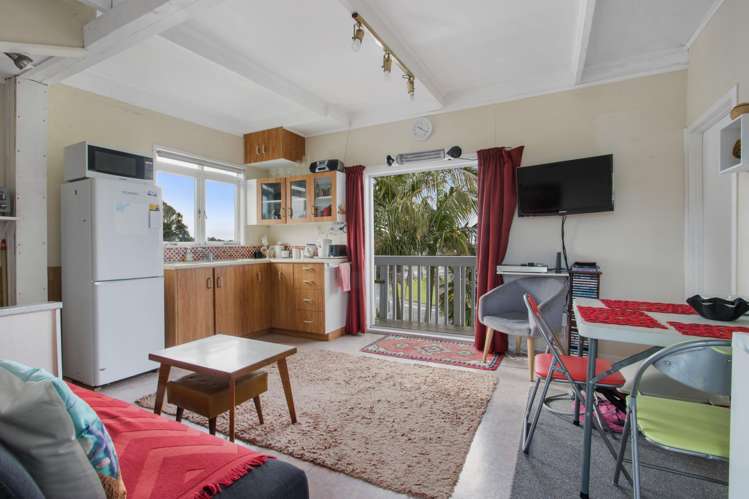 54 Athenree Road Athenree_9