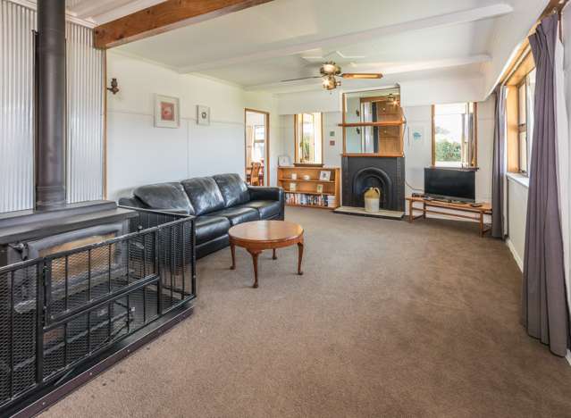 98 Main Road Luggate_4