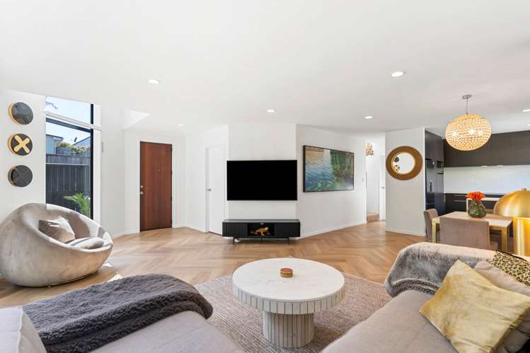 2/58 Karaka Street Takapuna_3