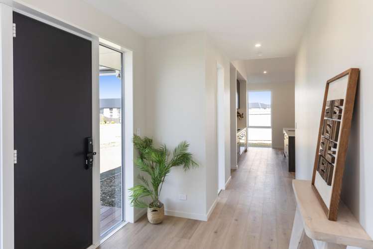 28 Suffolk Drive Kirwee_4