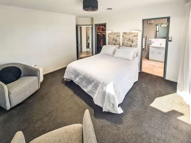 46 Havill Drive Awatuna_13