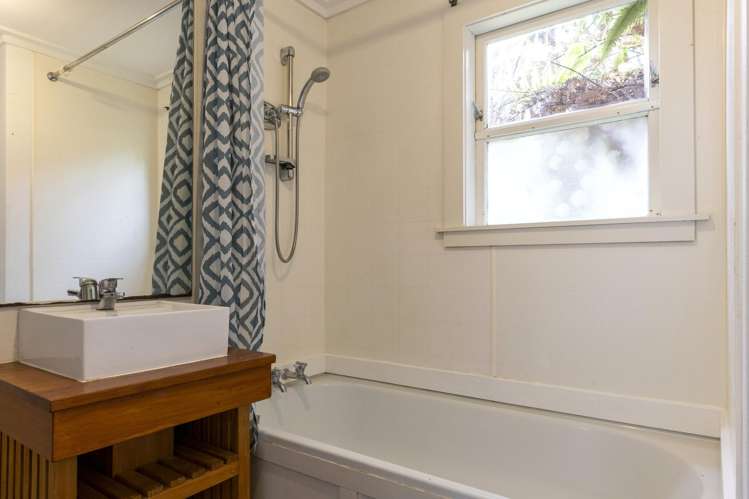 19 Waitahanui Avenue Taupo_9