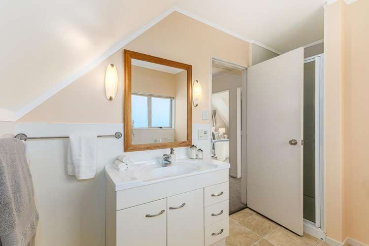 1 Anaheim Place Churton Park_16