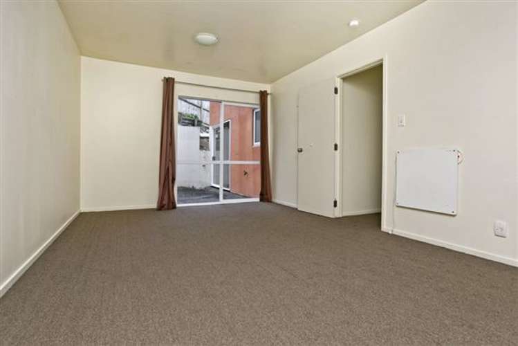 64 Heathcote Road Castor Bay_16