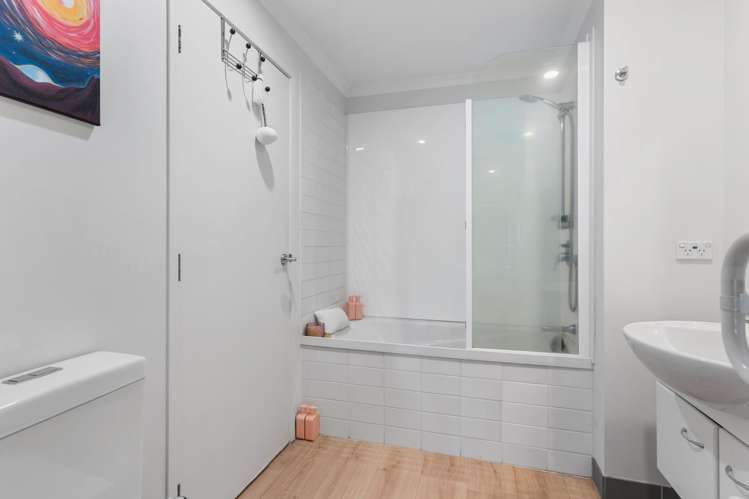 2D/83 New North Road Eden Terrace_12