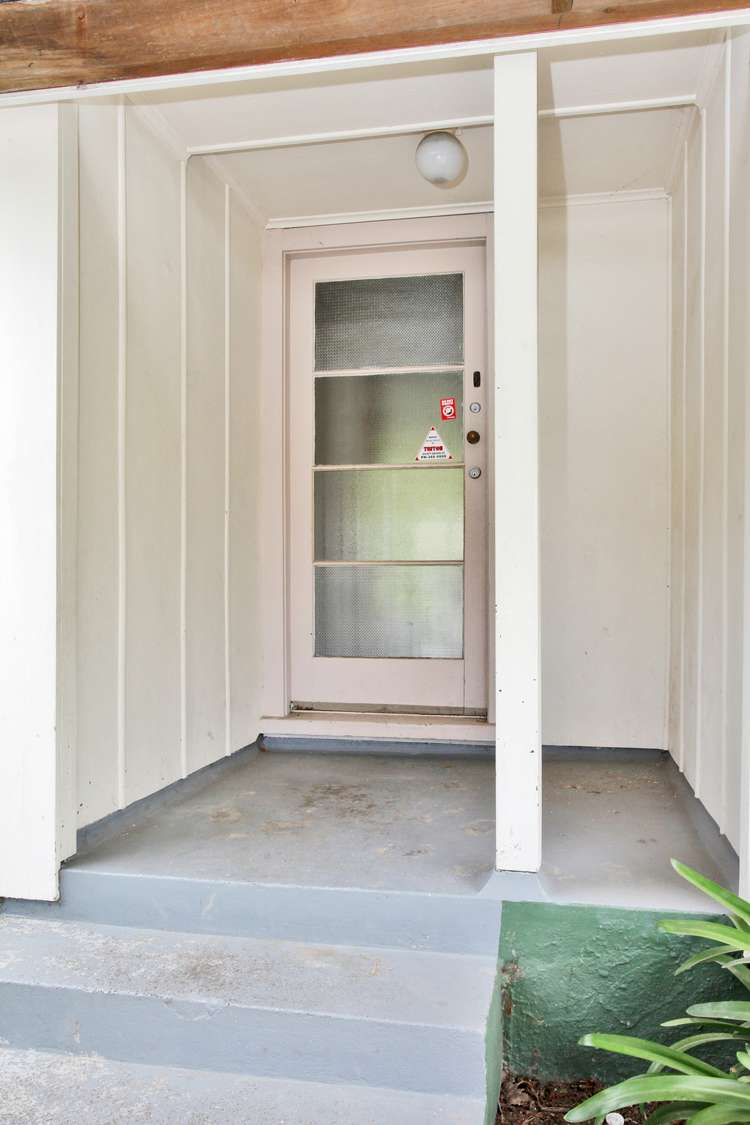 34 Avro Crescent Hornby_9