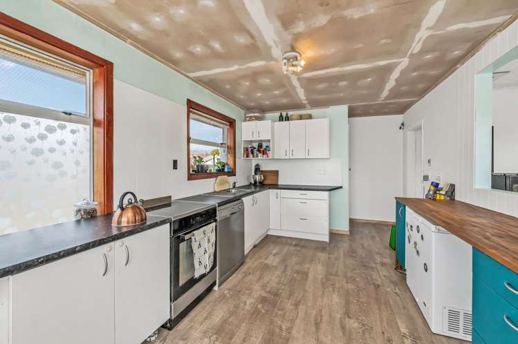 44 Russley Road Russley_16