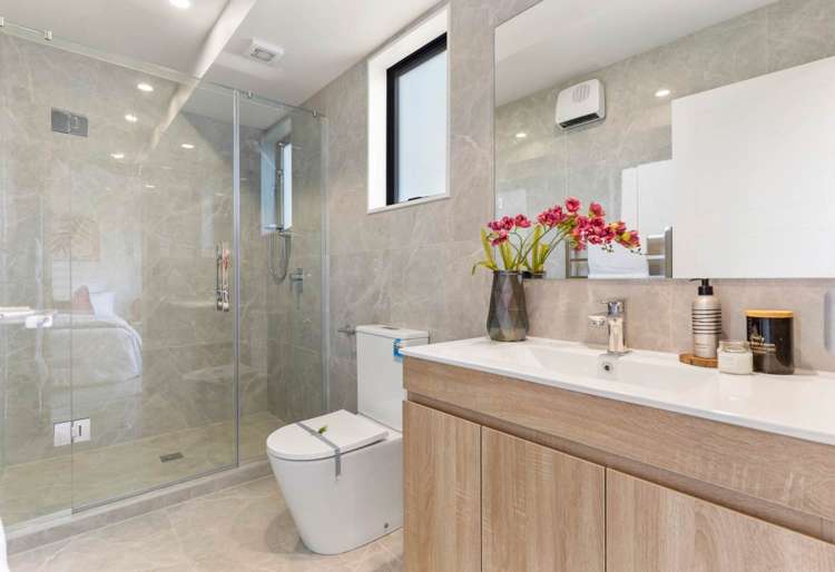 8/61 Clayburn Road Glen Eden_7