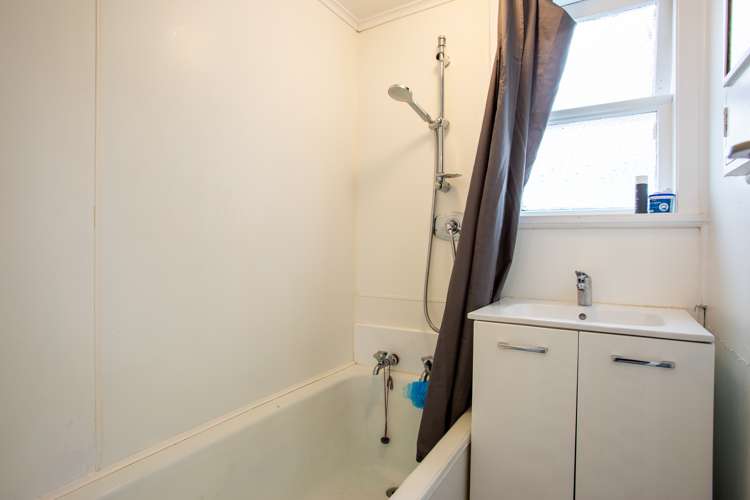 207 High Street Dannevirke_14