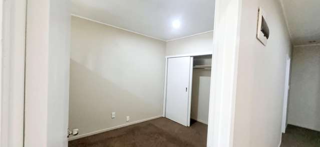 4J/119 Kolmar Road Papatoetoe_1